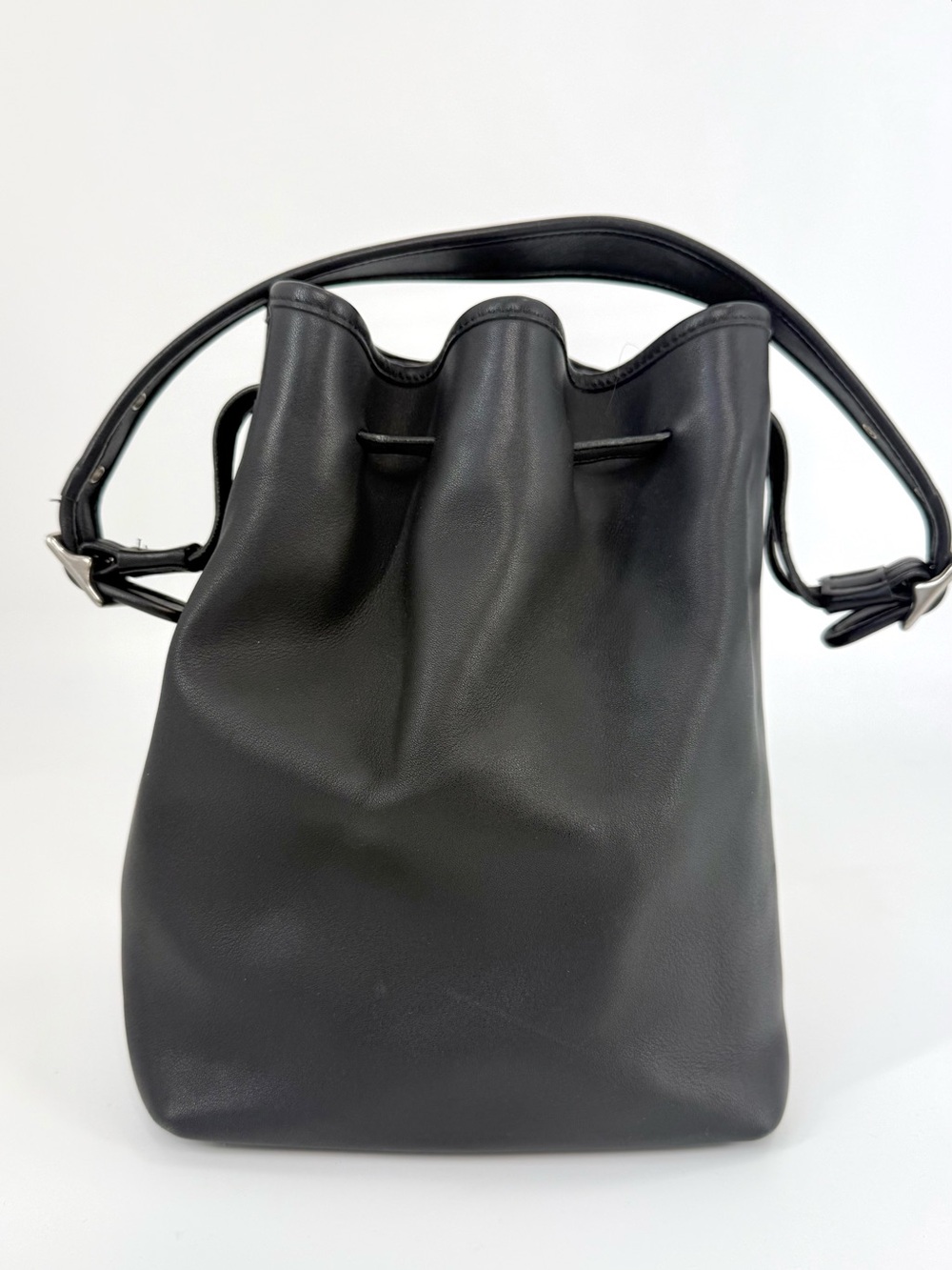 Coach 9165 Vintage Legacy Buttery Soft Black Leather Drawstring Bucket Bag Purse - Picture 6 of 13